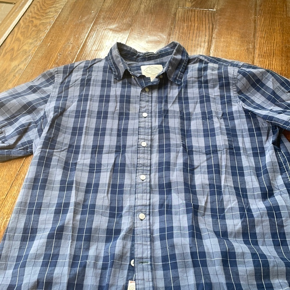 EUC Blue Plaid Button Down Shirt